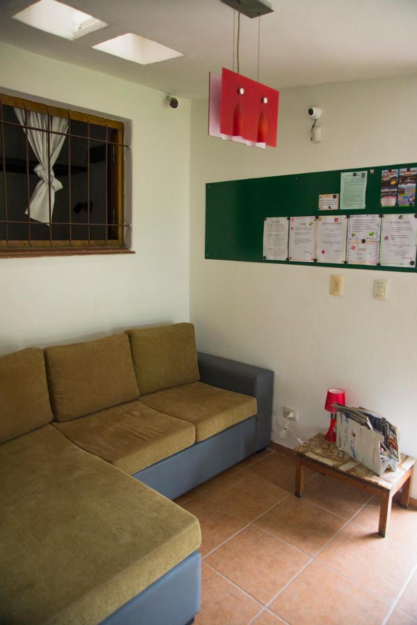 ויז'ה קרלוס פאס Feliza Hostel מראה חיצוני תמונה